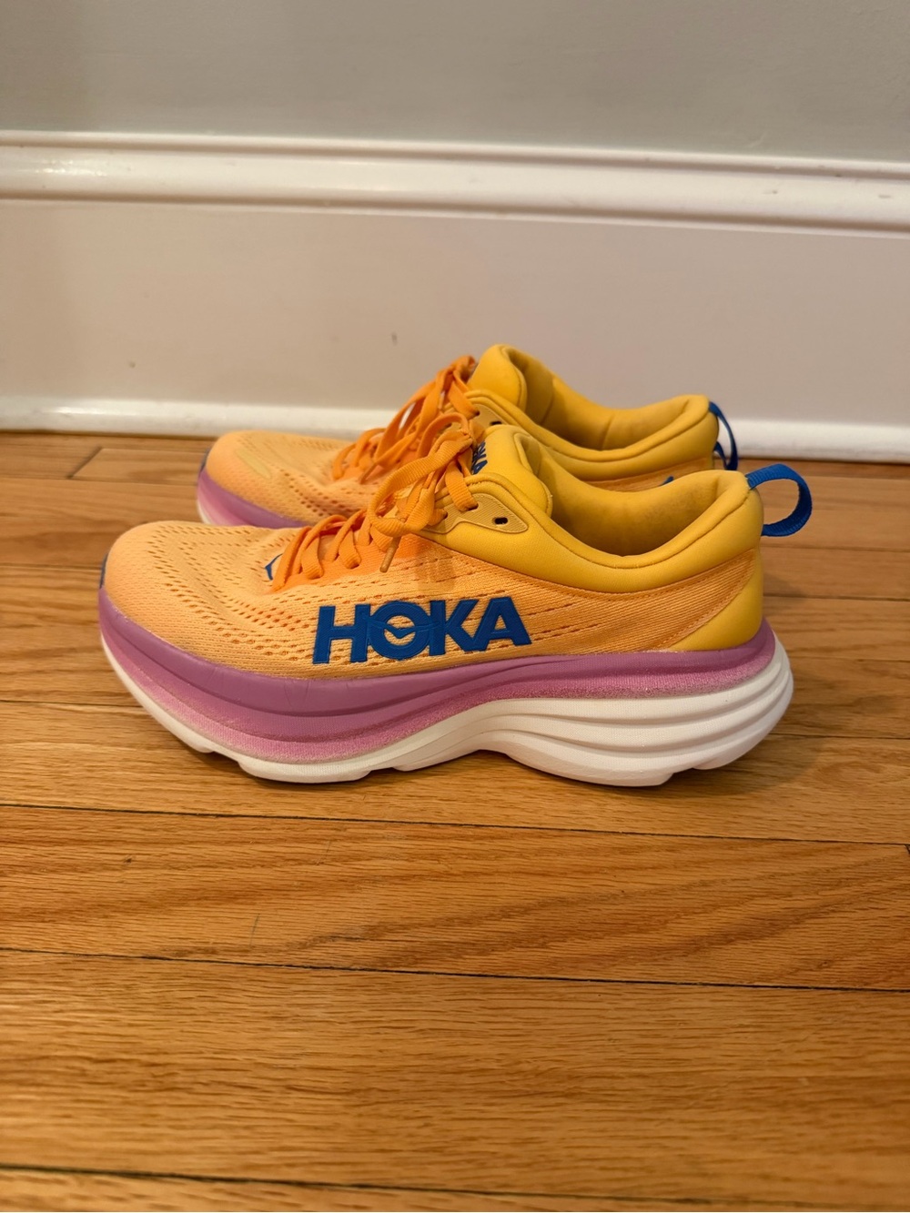 HOKA Bondi 8 Running Shoes